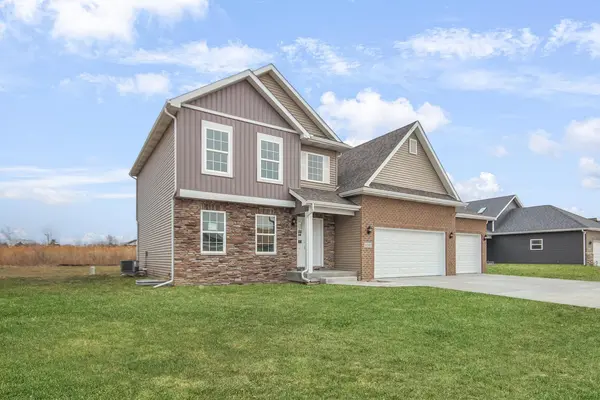 8247 Dylan DR, Merrillville, IN 46410
