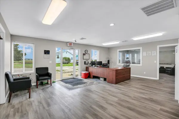 1069 County Road 900, Champaign, IL 61822