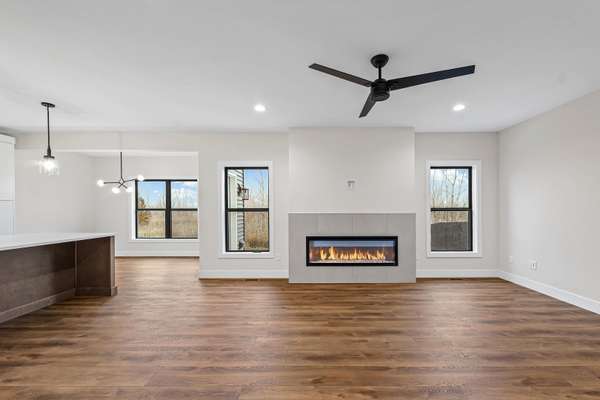 407 Harpers Ferry, Savoy, IL 61874