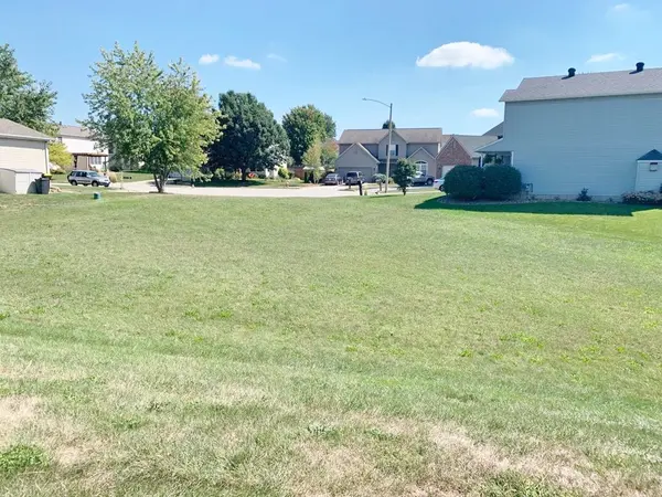 1707 Setter ST, Normal, IL 61761