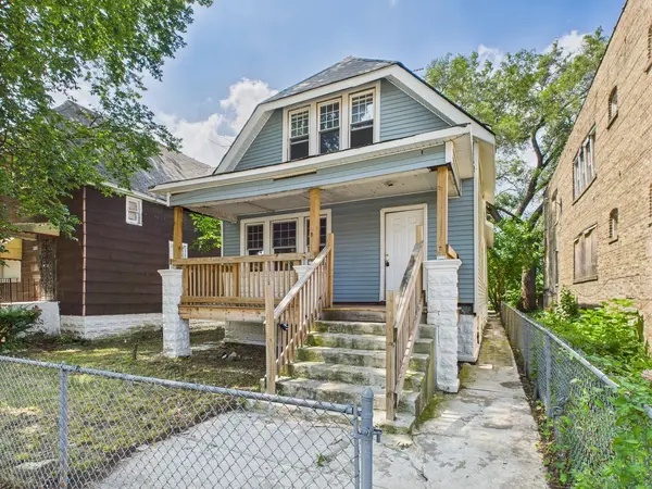 11922 S Perry AVE, Chicago, IL 60628