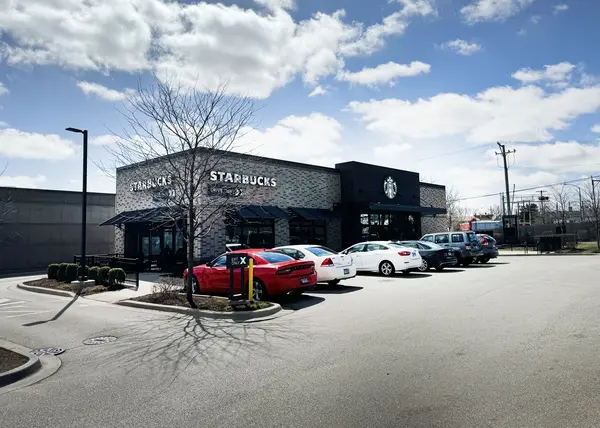 6332 N Northwest HWY, Chicago, IL 60631
