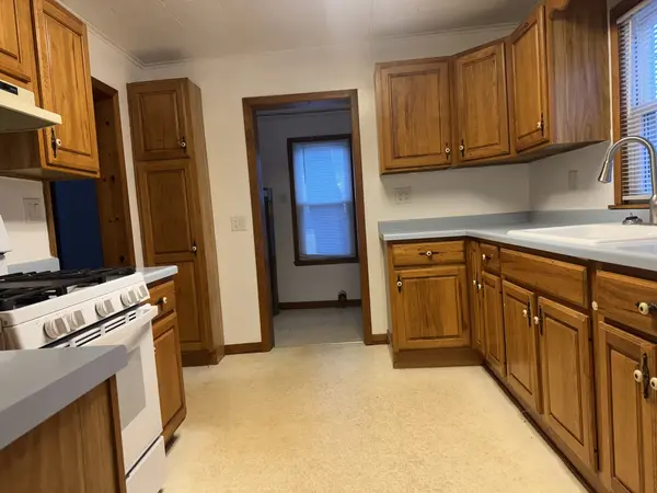 111 Monroe ST, Genoa, IL 60135