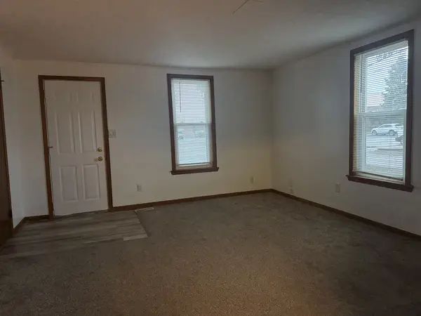 111 Monroe ST, Genoa, IL 60135