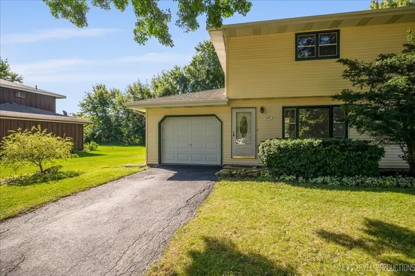 635 James ST, Hinckley, IL 60520