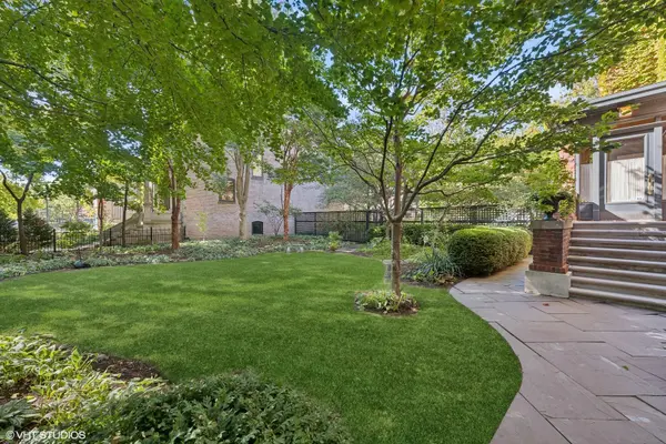 4612 N Magnolia AVE, Chicago, IL 60640
