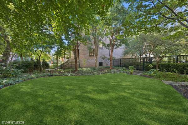 4612 N Magnolia AVE, Chicago, IL 60640