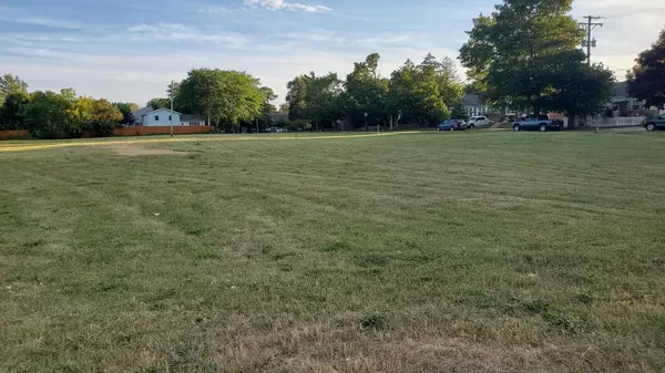 1213 Grand AVE, Waukegan, IL 60085