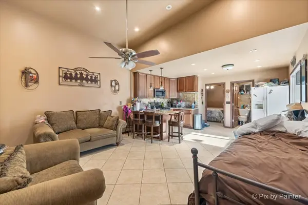 5N487 County Line RD, Maple Park, IL 60151