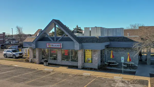 93 S Rand RD, Lake Zurich, IL 60047