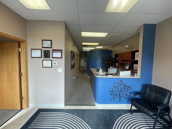 650 Spring Hill Ring RD #2000, West Dundee, IL 60118