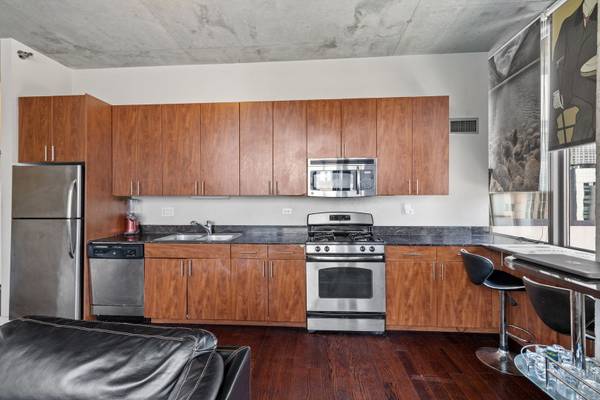 235 W Van Buren ST #1615, Chicago, IL 60607