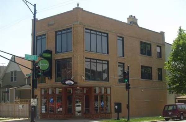 4159 W Fullerton AVE, Chicago, IL 60639