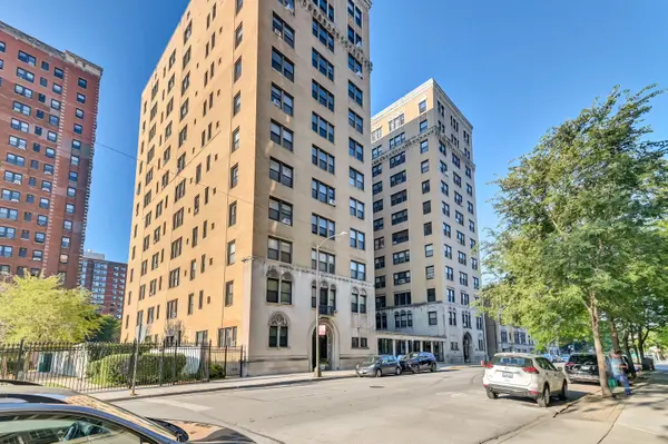 1755 E 55th ST #301, Chicago, IL 60615