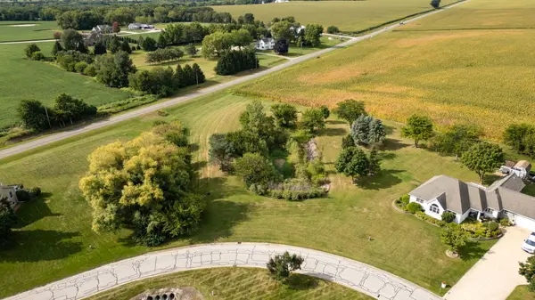 2853 N 4360th RD, Sheridan, IL 60551