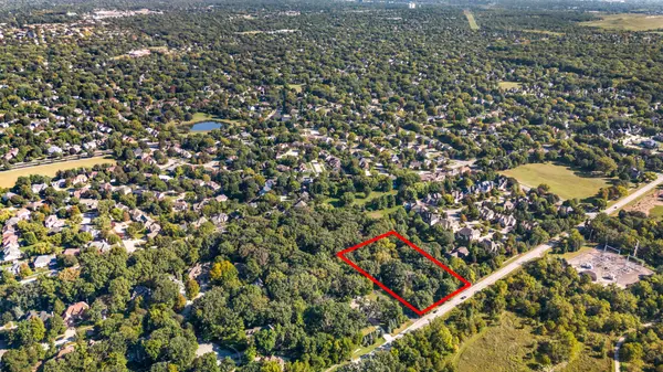 25 W 500 Royce RD, Naperville, IL 60565