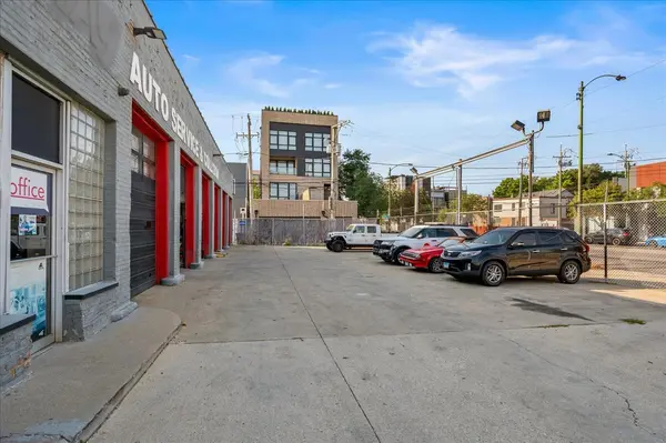 629 N Ashland AVE, Chicago, IL 60622