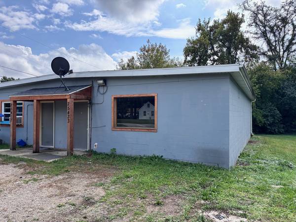 25433 W Il Route 173, Antioch, IL 60002