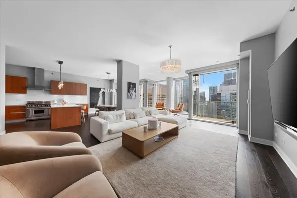 600 N Fairbanks CT #3510, Chicago, IL 60611