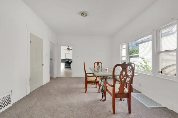 11548 S State ST, Chicago, IL 60628