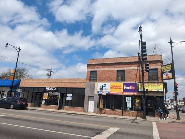 4004-4008 W Montrose AVE, Chicago, IL 60641