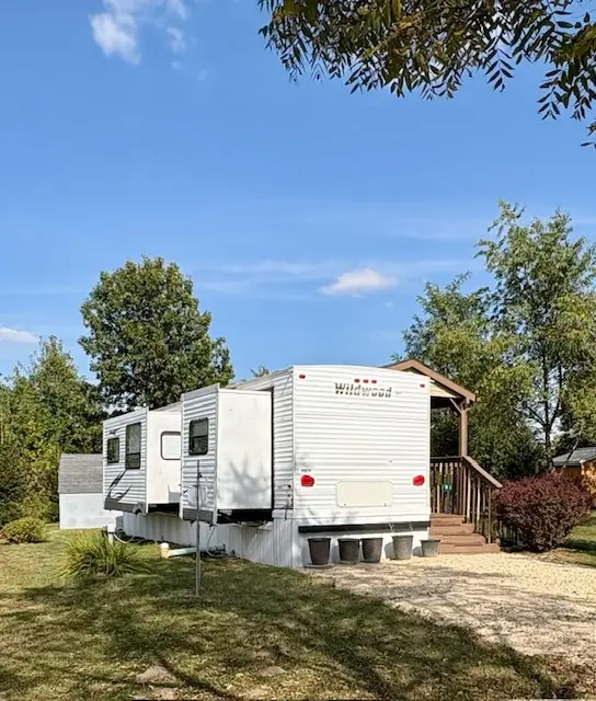 20/12 Woodhaven, Sublette, IL 61367
