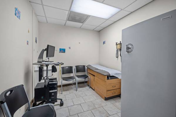 7107 W Belmont AVE #1E, Chicago, IL 60634