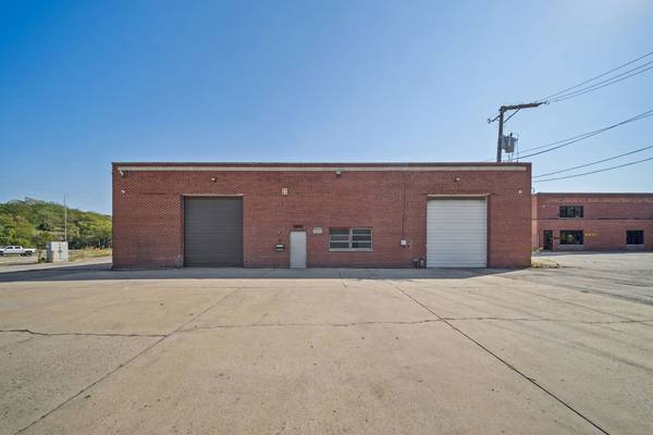 3001 E End AVE, South Chicago Heights, IL 60411