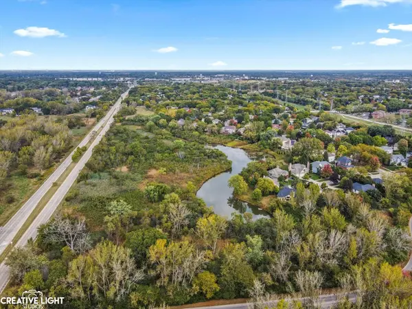 6421 Collier CIR, Long Grove, IL 60047