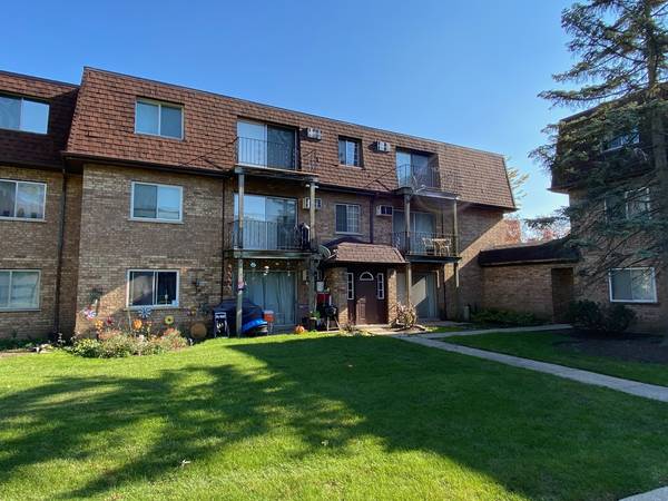 115 E Dundee RD #3N, Wheeling, IL 60090