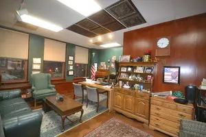 80 S Grove AVE #2A, Elgin, IL 60120