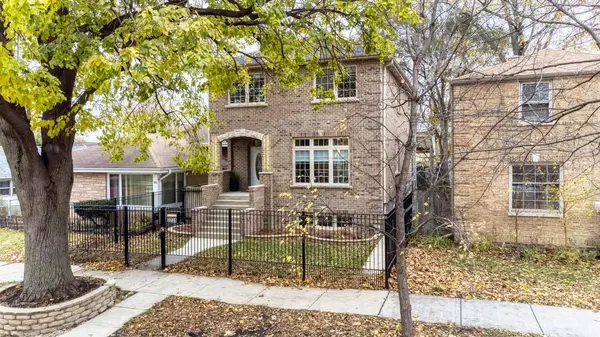 3231 N OCTAVIA AVE, Chicago, IL 60634
