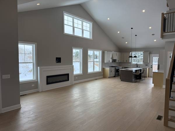 1236 PRAIRIE LN #5-B, Lemont, IL 60439