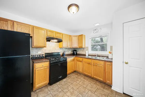 17651 Hillcrest DR, Country Club Hills, IL 60478
