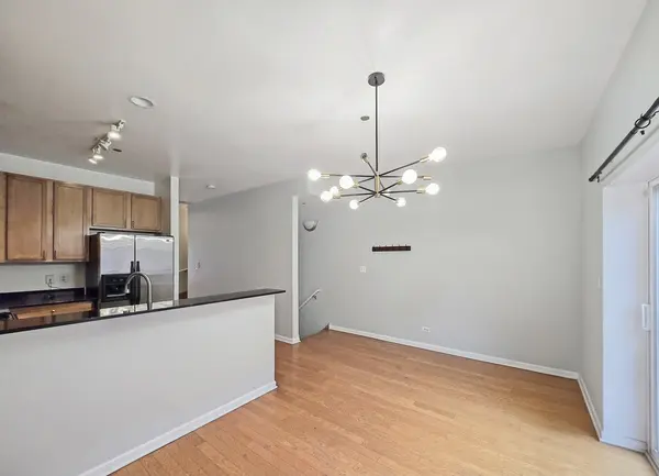 2415 W 32nd PL, Chicago, IL 60608