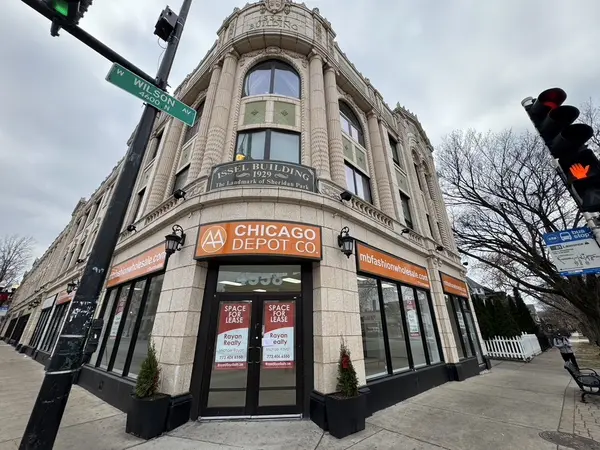 4558 N Clark ST, Chicago, IL 60640
