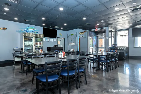 1440 E Grand AVE, Lindenhurst, IL 60046