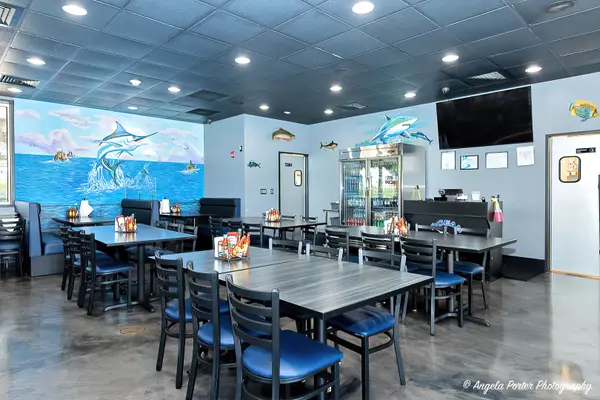1440 E Grand AVE, Lindenhurst, IL 60046