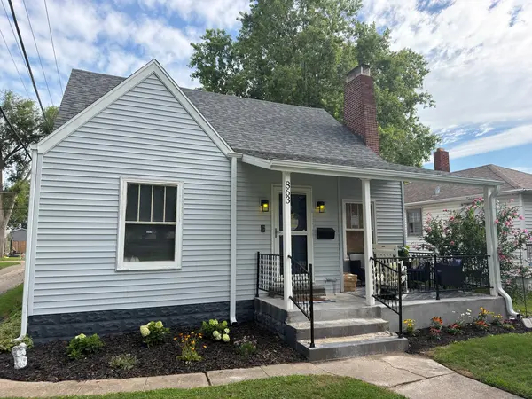 863 W Williams ST, Kankakee, IL 60901