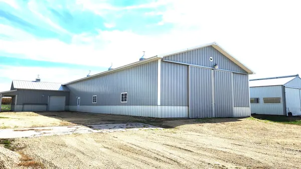 6079 Manchester RD, Poplar Grove, IL 61065