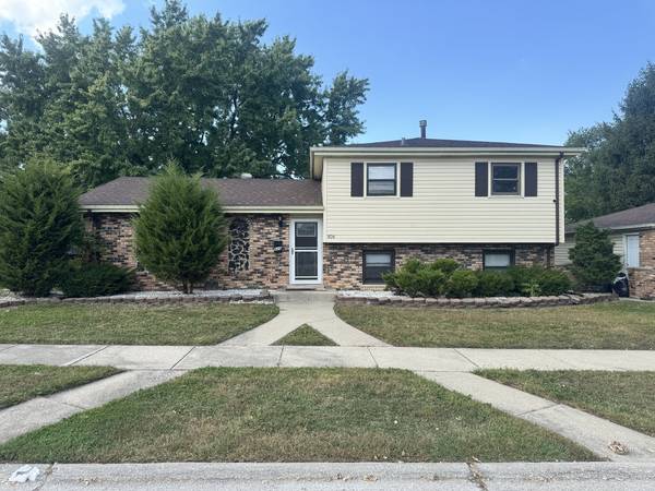 826 E 194th ST, Glenwood, IL 60425