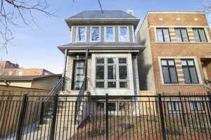 2127 W Huron ST, Chicago, IL 60612