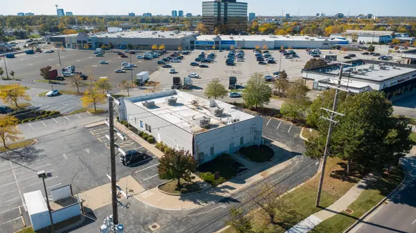 1501 W Algonquin RD, Rolling Meadows, IL 60008