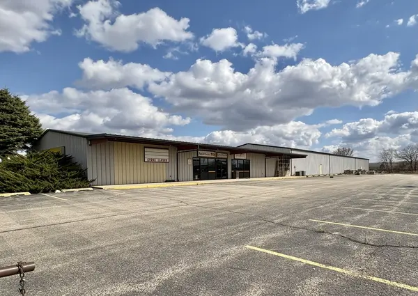 1021 Fosse RD, Ottawa, IL 61350