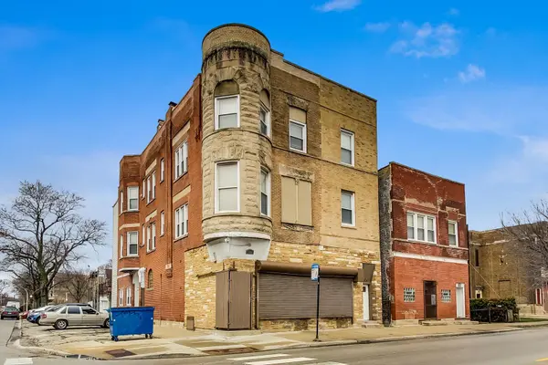 700 N Kedzie AVE, Chicago, IL 60612