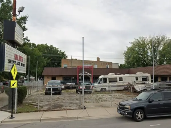 4135 W Lawrence AVE, Chicago, IL 60630