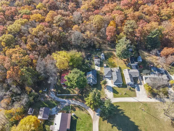 2863 Shadow Lawn, Momence, IL 60954