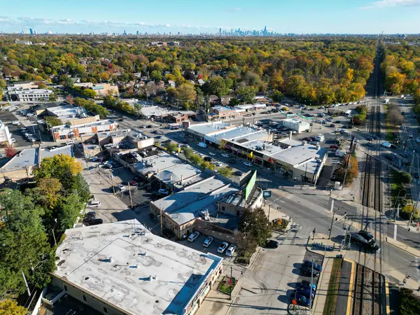 5400 W DEVON AVE, Chicago, IL 60646