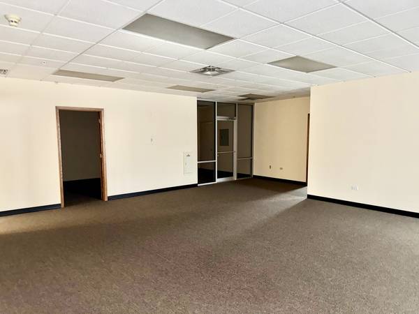 20646 Abbeywood CT #303, Frankfort, IL 60423