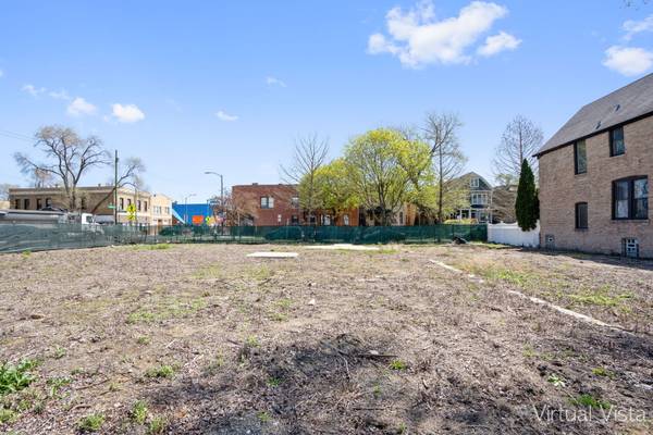 2758 N Mozart ST, Chicago, IL 60647